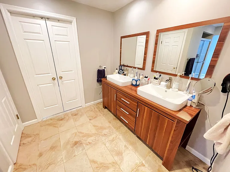 13209 Lantern Hollow Dr — Photo 31