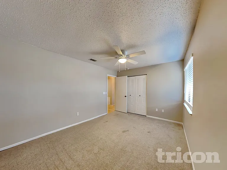 7520 Darlene St — Photo 11