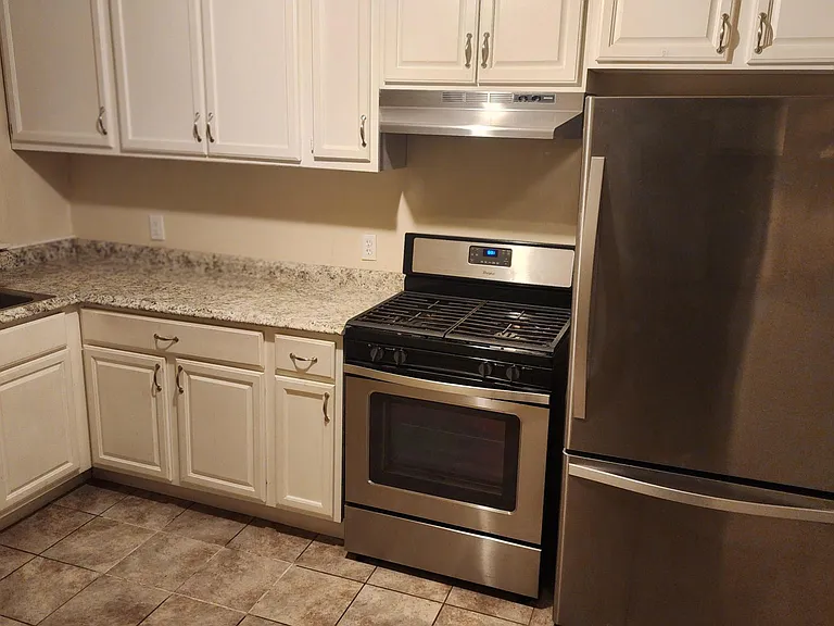 97 Slocum St #3 — Photo 4