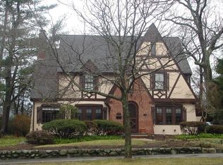 122 Harris Ave, Needham, MA 02492