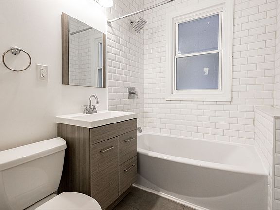 635Belmont-132