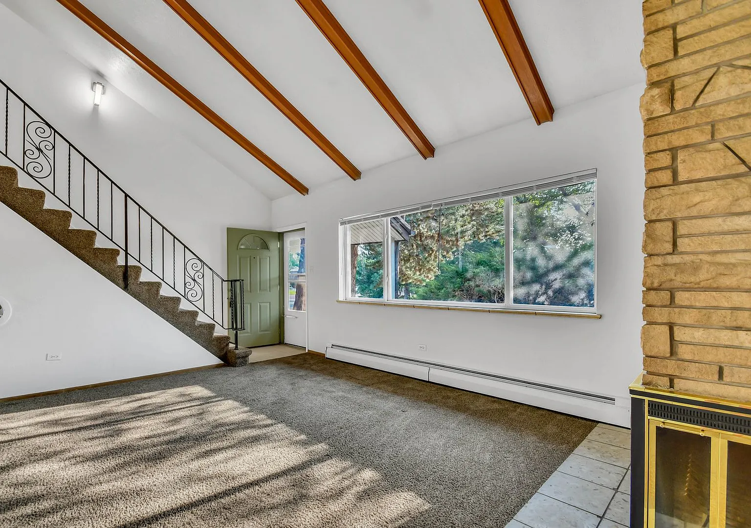 Nice Home in Golden — Photo 4