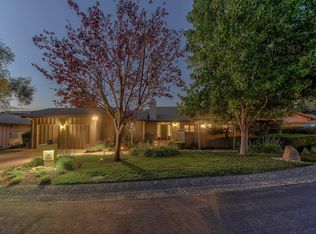 25532 Meadowview Cir, Salinas, CA 93908