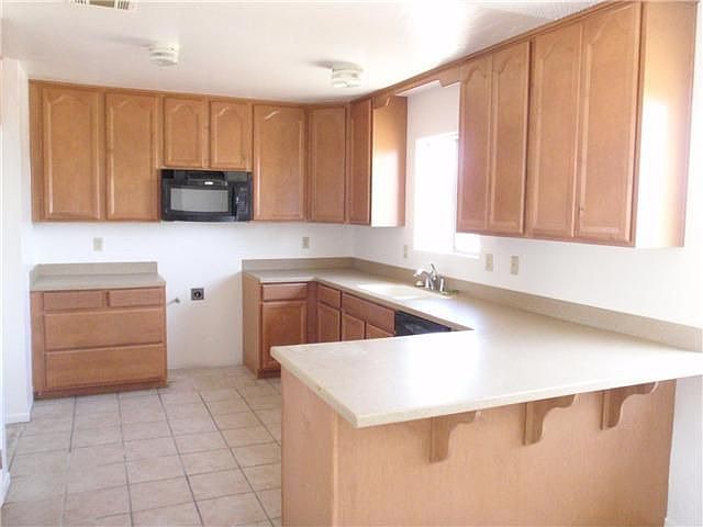 2nd image of 15477 Condor Rd