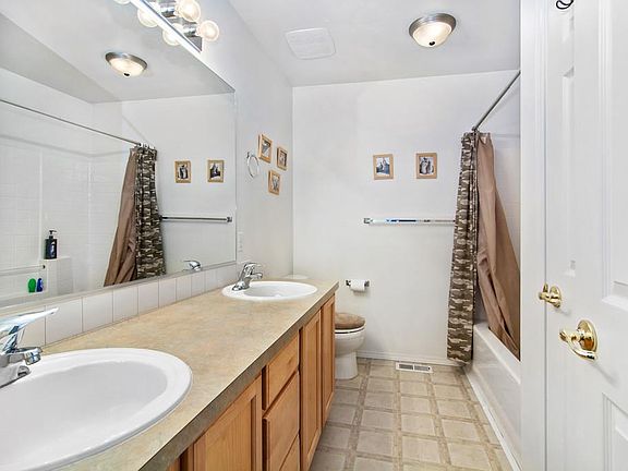 2nd Full bathroom