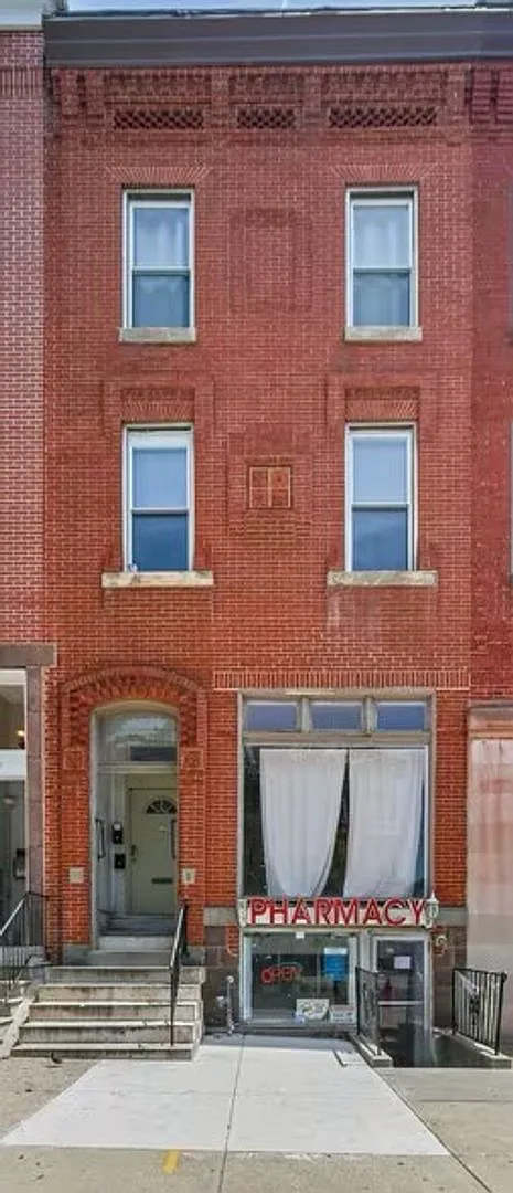 2203 N Charles Street — Photo 2