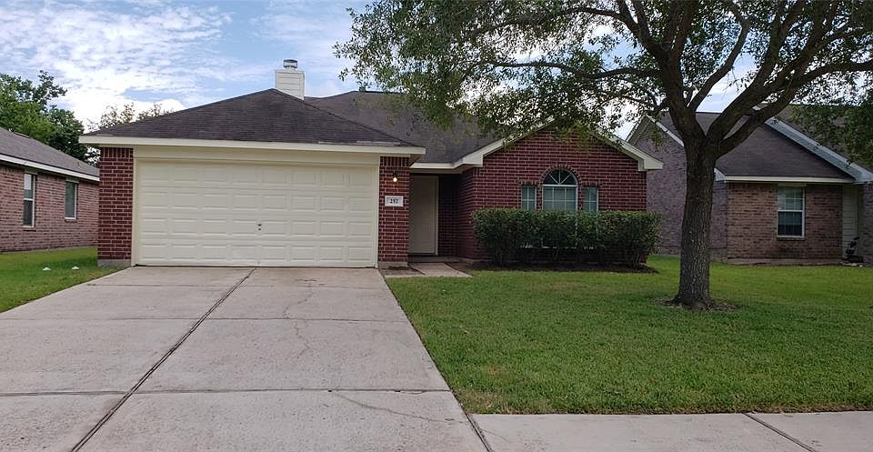 1st image of 257 Rolling Brook Dr