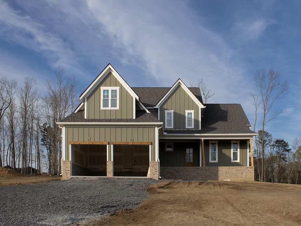 1st image of 2605 Poe Rd