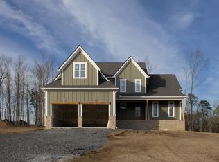 2605 Poe Rd, Soddy Daisy, TN 37379