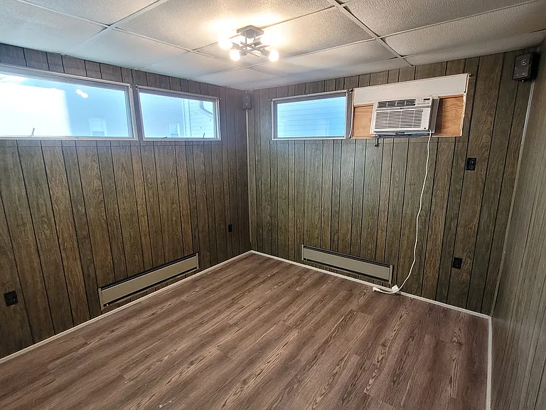 342 Long Ave — Photo 13