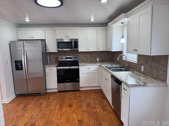 5th image of 1009 S Pratt St