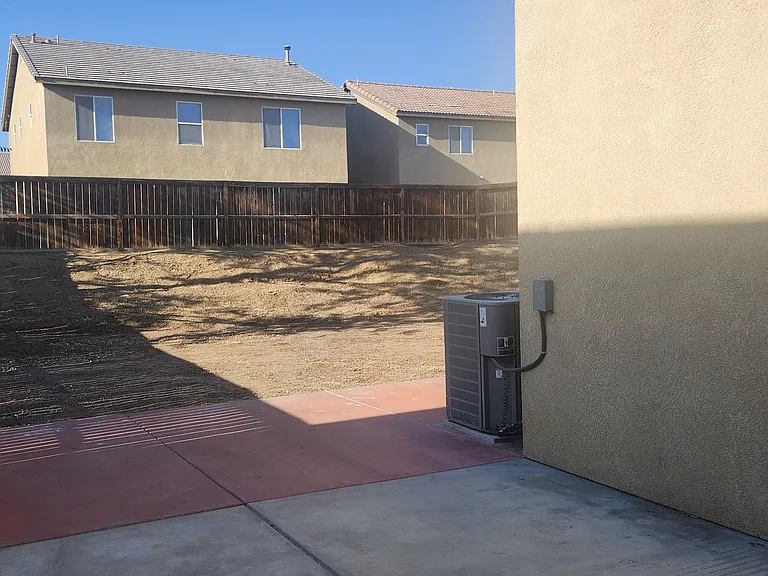 14041 Horseshoe Way — Photo 4