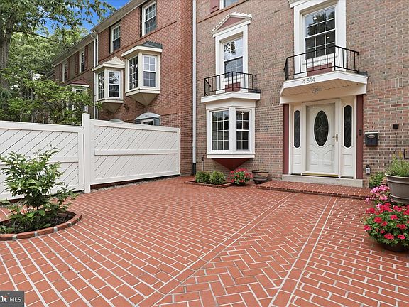 3rd image of 4514 Arendale Sq