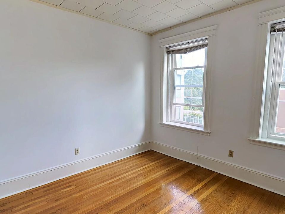 1st image of 143 Park Dr #50