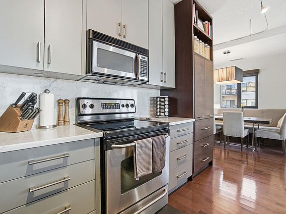 3rd image of 10319 111th St NW #1102