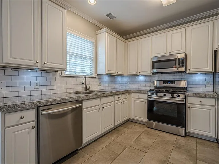 720 Gardenside Cir SE — Photo 6