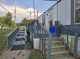 372 Melrose St, Mc Ewen, TN 37101