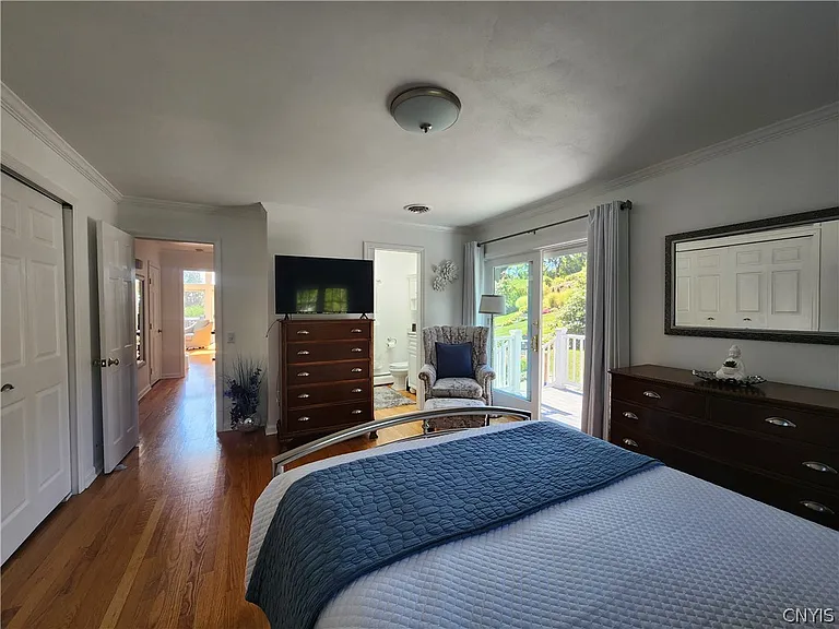 2139 Terrace Ln S — Photo 22