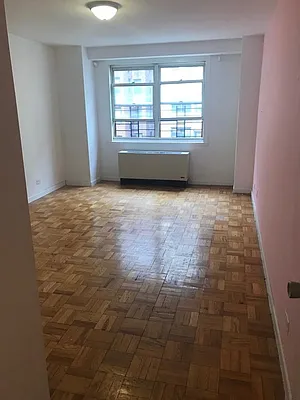 Rented by Hampshire Assets LLC | media 17