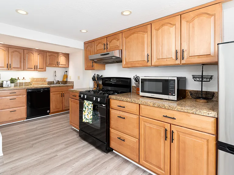 3257 Prentiss St #2 — Photo 17