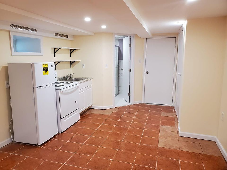 1st image of 451 Revere Ave #B
