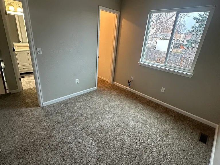 17594 E Temple Dr — Photo 9