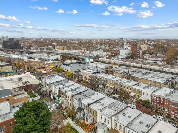 34 Lake St, Brooklyn, NY 11223
