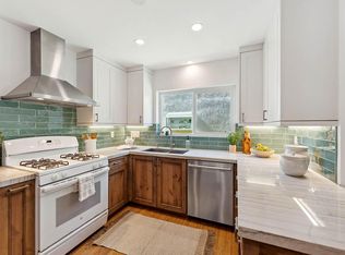 5043 Rhoads Ave APT A, Santa Barbara, CA 93111