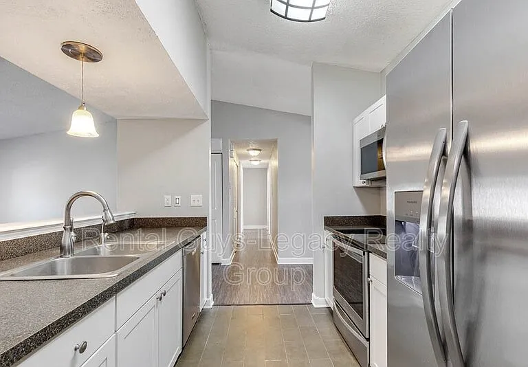10729 Squires Ct — Photo 10