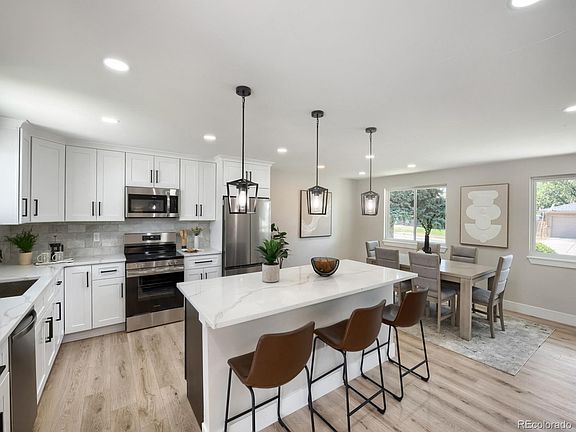 4th image of 4671 E Fremont Place
