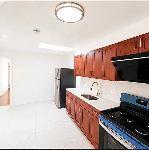 14719 Elm Ave #2 Photo 1