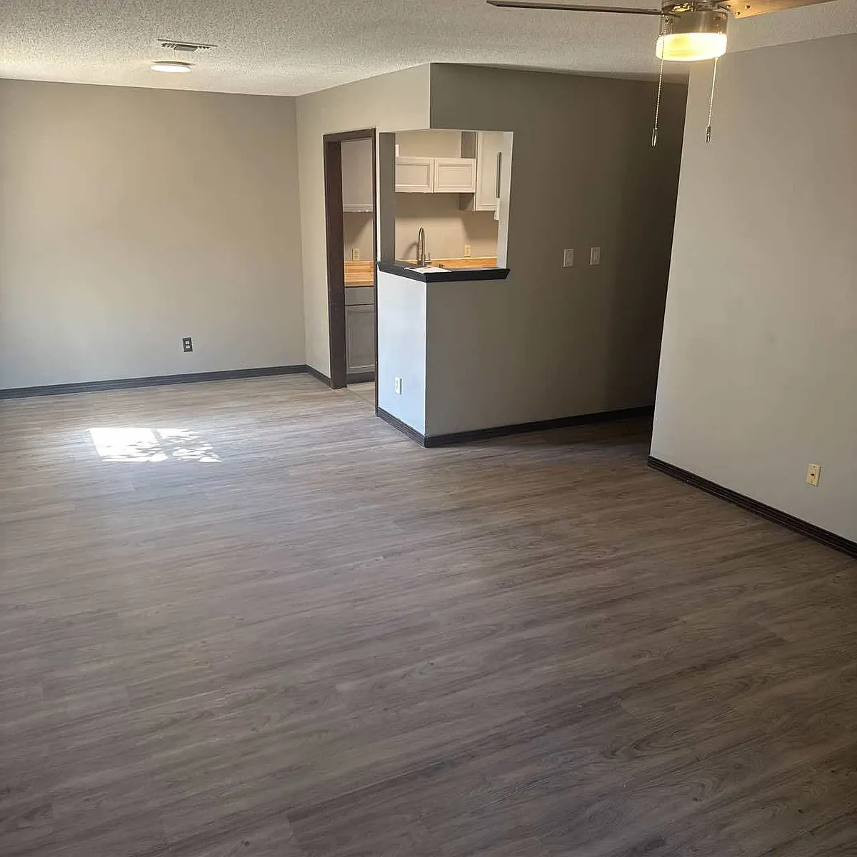 Building Photo - 455 Stara Cir #C