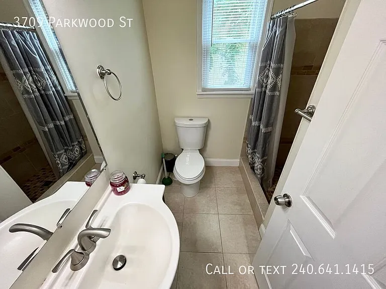 3709 Parkwood St — Photo 13