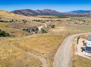 0 Siskiyou Dr LOT 187, Tehachapi, CA 93561