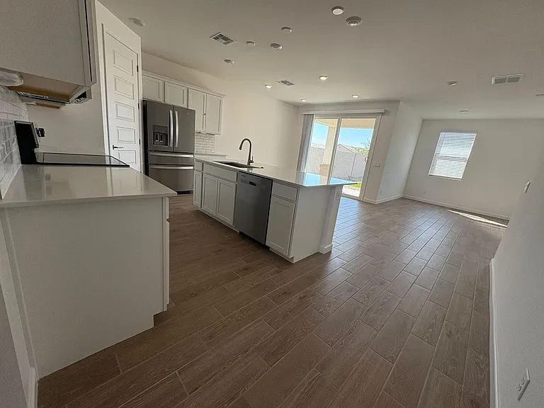 17745 W Turquoise Ave — Photo 11