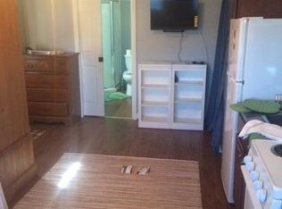 1069 Honeysuckle Ln, Charleston, SC 29412