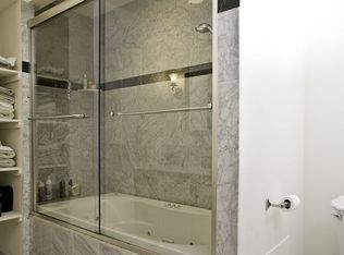 1717 Spring Garden St #B, Philadelphia, PA 19130