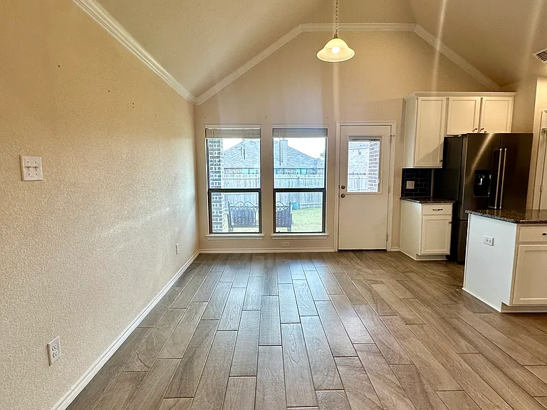 508 Prairie Meadow Dr — Photo 2