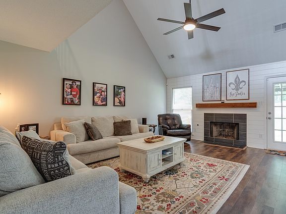 3rd image of 8934 Carrollwood Ln E