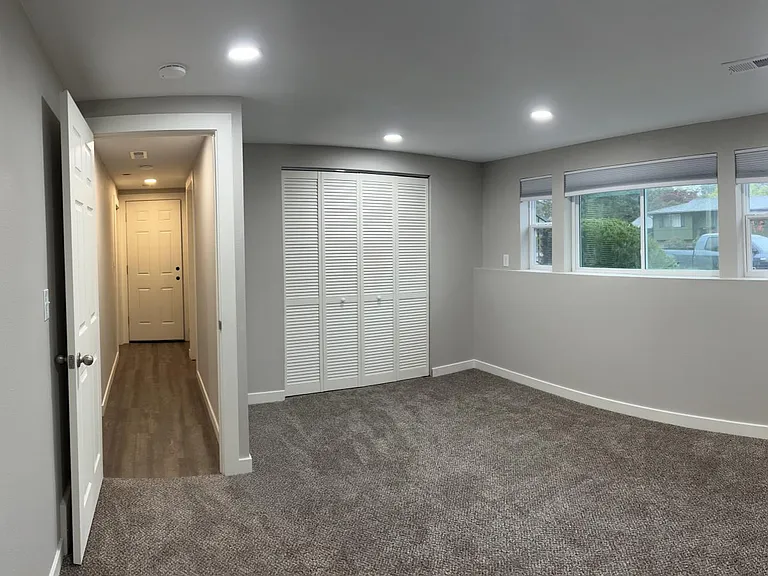 616 W Carolina Way — Photo 6