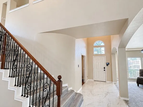 1805 Wylie Creek Dr, Desoto, TX 75115