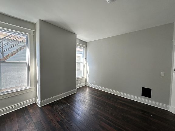 5th image of 2822 S 3rd St #2