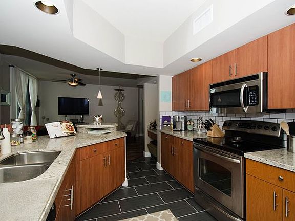 5th image of 110 N Federal Hwy APT 606