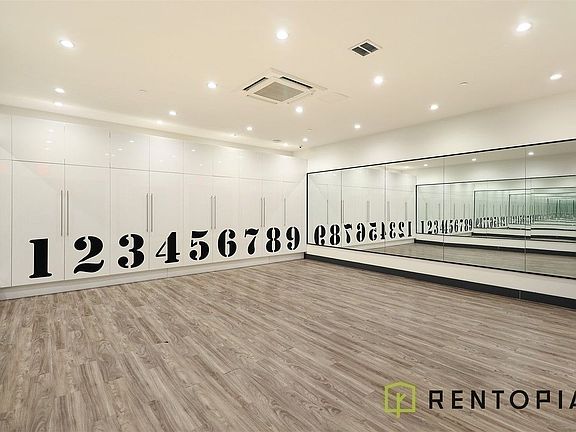 5th image of 340 Evergreen Ave #459