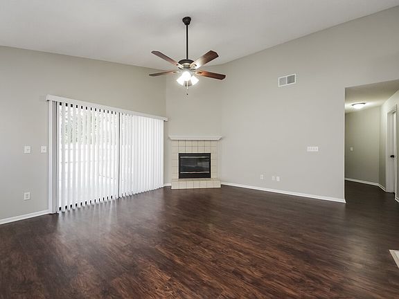 3rd image of 569 Brightview Dr