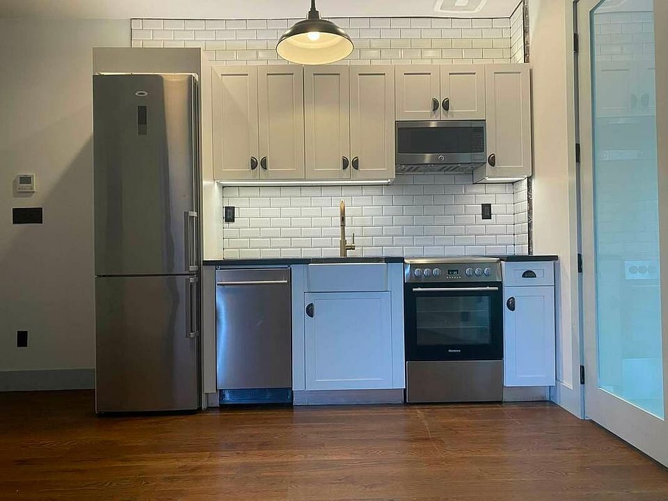 1st image of 19 Brooklyn Ave #2F