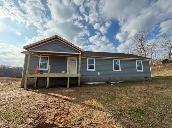1686 Pondsville Rd, Smiths Grove, KY 42171