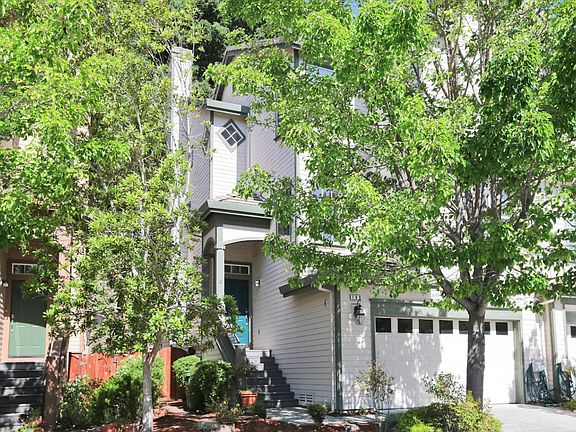 2nd image of 109 Woodhill Dr
