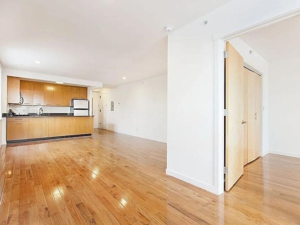 1st image of 25-27 Astoria Blvd S #7A