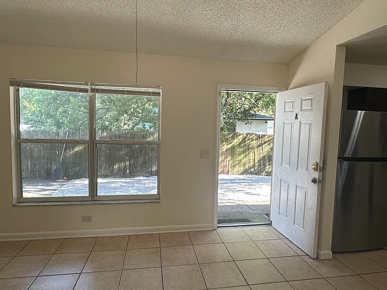 9406 N Hartts Dr #A — Photo 24